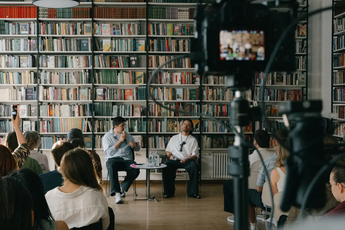 Книжный клуб с Борисом Зарьковым с Сообществе изионистов | Сетка — социальная сеть от hh.ru