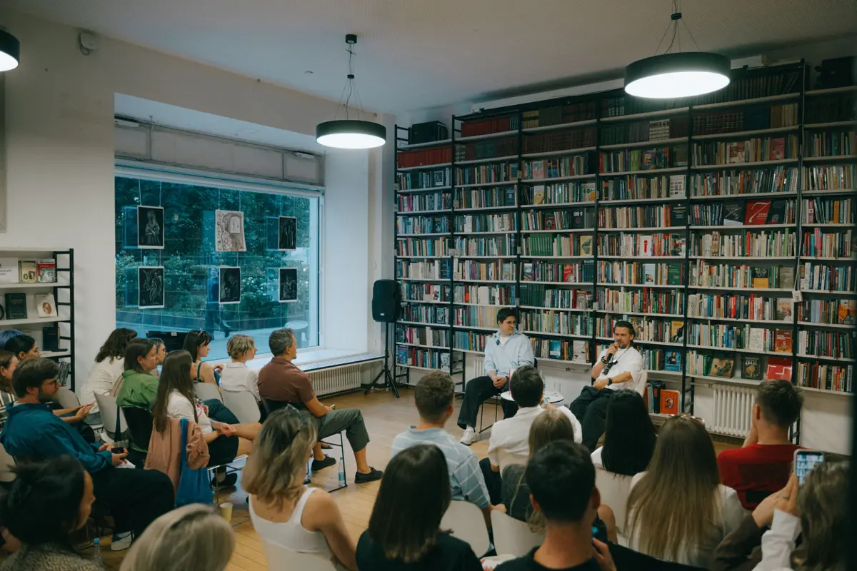 Книжный клуб с Борисом Зарьковым с Сообществе изионистов | Сетка — социальная сеть от hh.ru