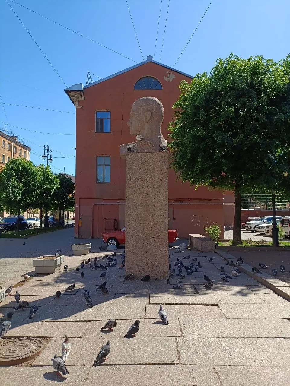 В такие дни беговая дорожка, конечно, не нужна.
Я живу в СПБ почти всю жизнь, но в центре не бываю почти никогда | Сетка — социальная сеть от hh.ru