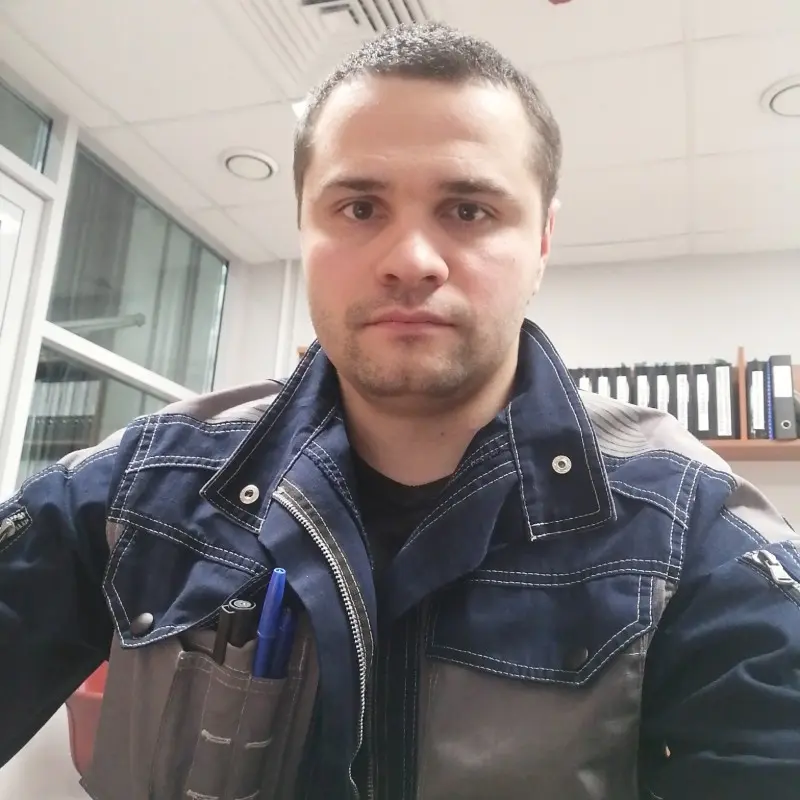 Евгений Лёвин