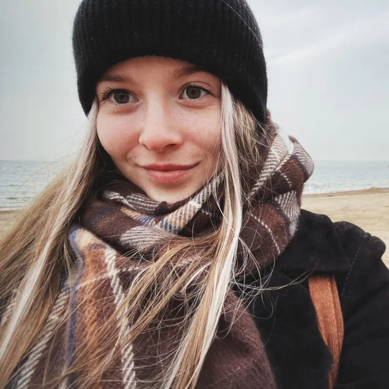 Анна Жукова