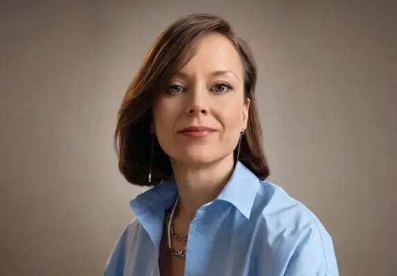 Елена Певень назначена директором департамента маркетинга ЦРПТ («Честный знак») | Сетка — социальная сеть от hh.ru