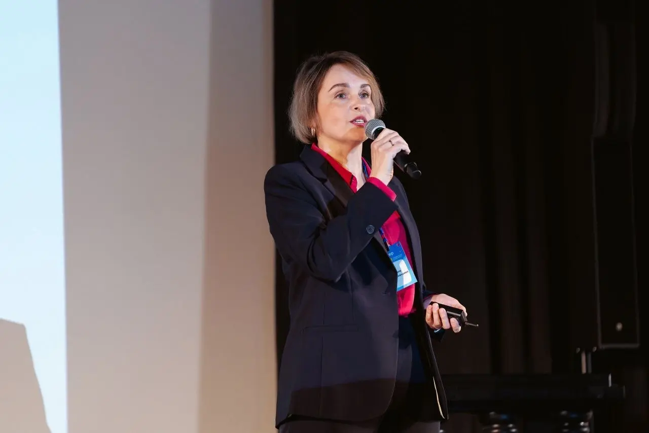 🎙️ Ваш голос может стать главным инструментом профессионального роста
Задумывались ли вы о том, что голос — это гораздо больше, чем просто способ передавать информацию?
Голос — это ретранслятор нашего... | Сетка — социальная сеть от hh.ru