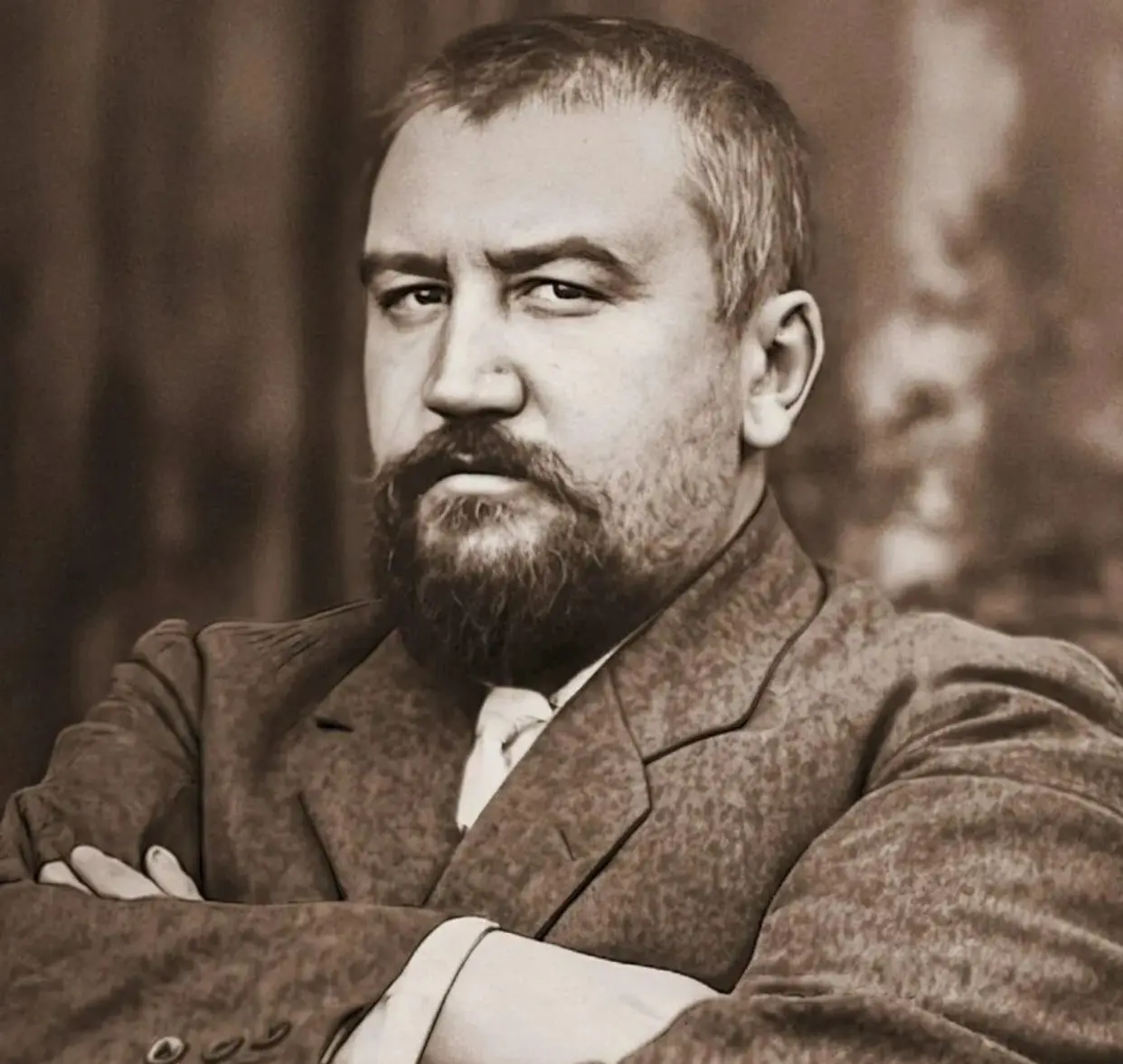 💬 Александр Куприн
Красивый мужчина уже по тому одному неприятен, что вечно собой любуется...
#цитата | Сетка — социальная сеть от hh.ru