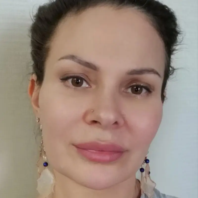 Елена Шапарь