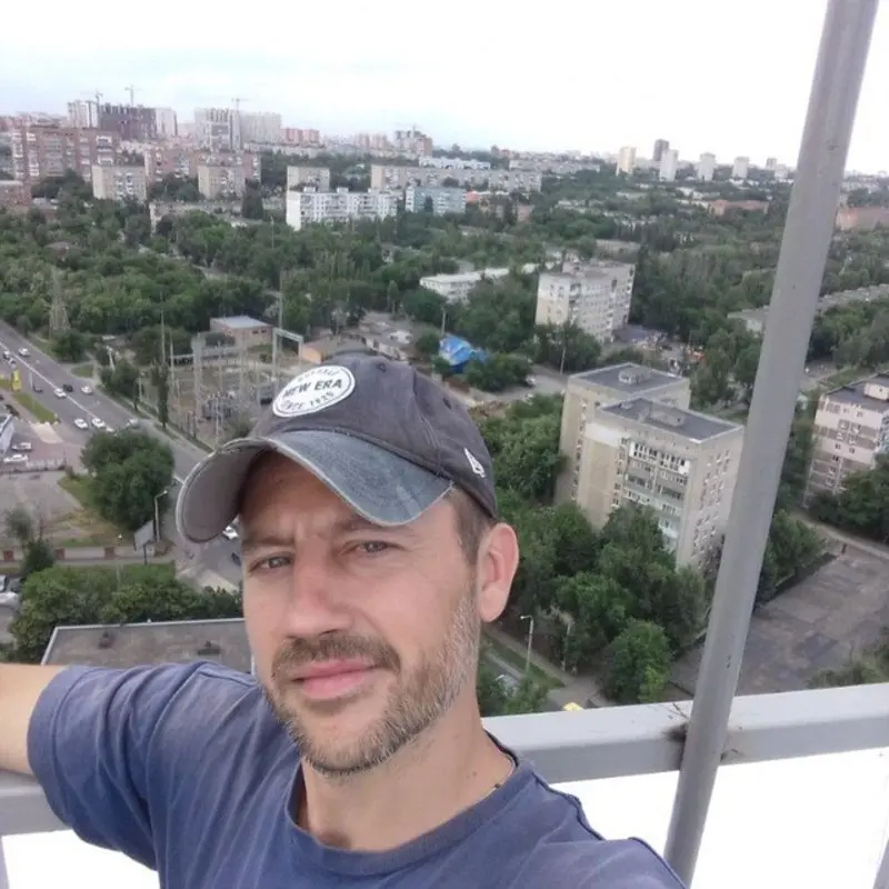 Роман Апухтин