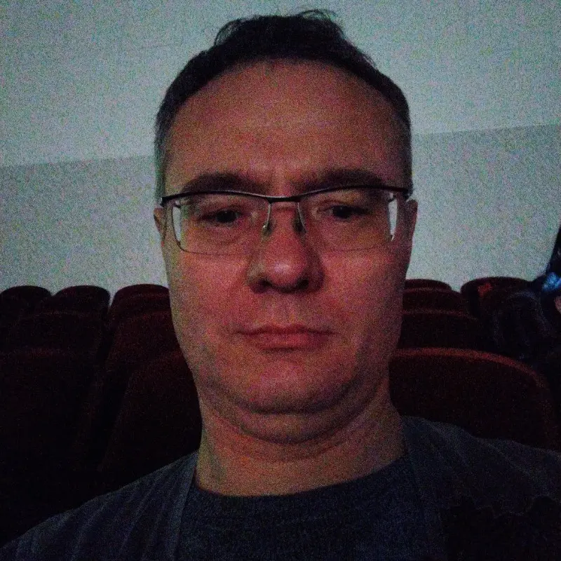 Андрей Захаров