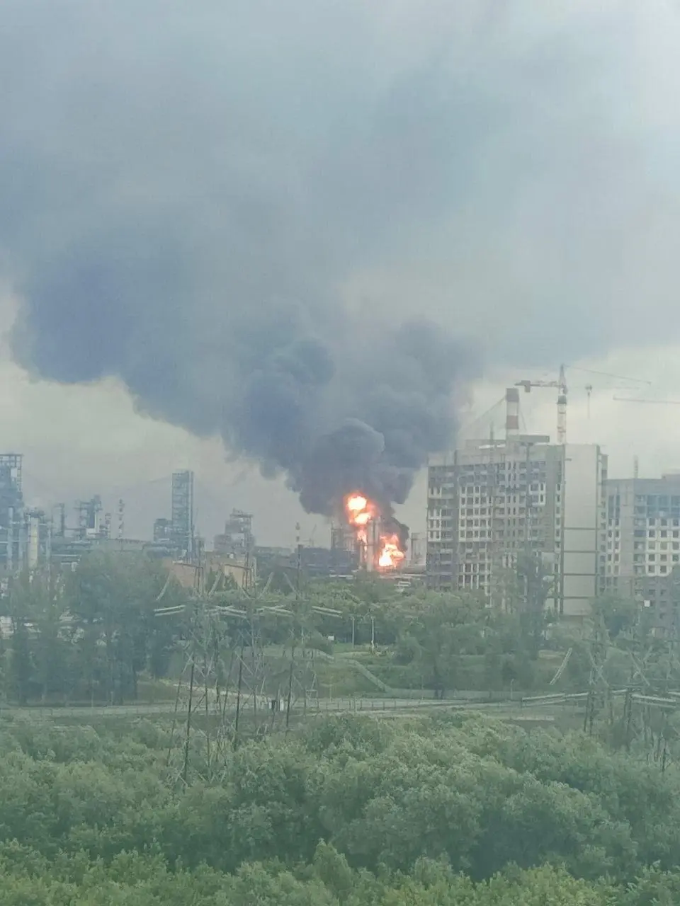 СОУ атаковали Московский НПЗ с помощью БПЛА. | Сетка — социальная сеть от hh.ru