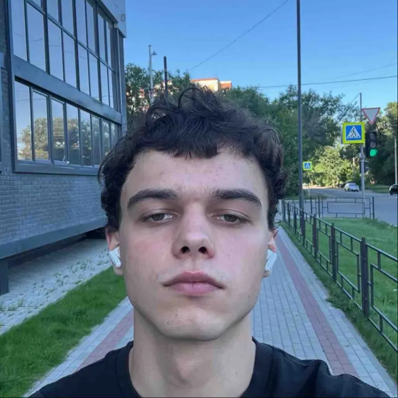 Никита Мысак