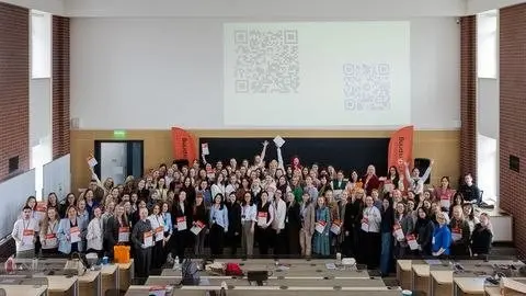 Институт iSpring объединяет более 140 увлеченных педагогов | Сетка — социальная сеть от hh.ru