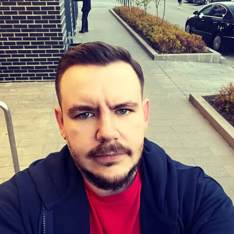 Дмитрий Завидов