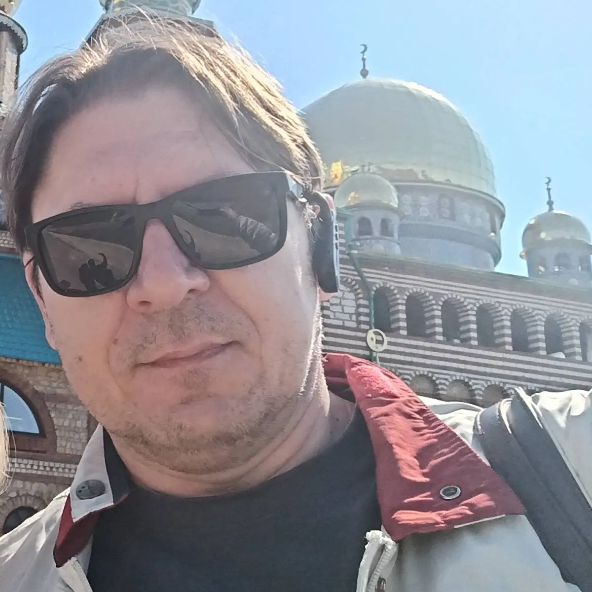 Руслан Попов