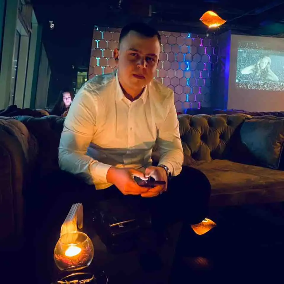 Владимир Карашков