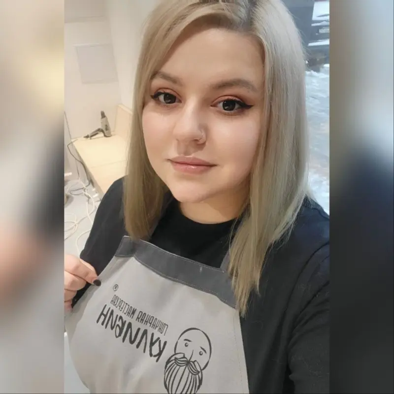 Алиса Енотова