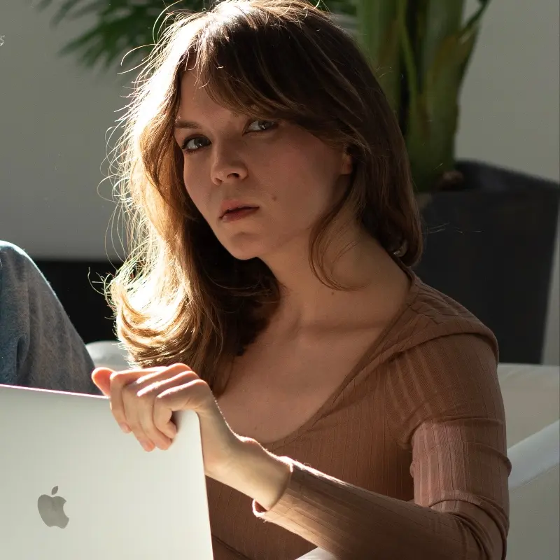 Елена Гируцкая