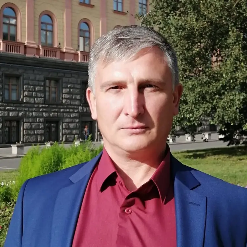 Игорь Калинин