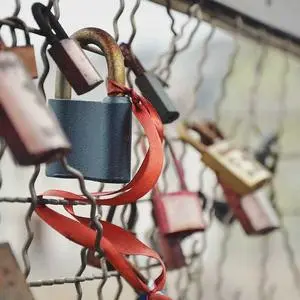 Хотите узнать, как искусственный интеллект создаёт настоящие произведения искусства, которые не просто удивляют, а дарят уют и спокойствие? Мы раскрываем секрет, который изменит ваше представление о т... | Сетка — социальная сеть от hh.ru
