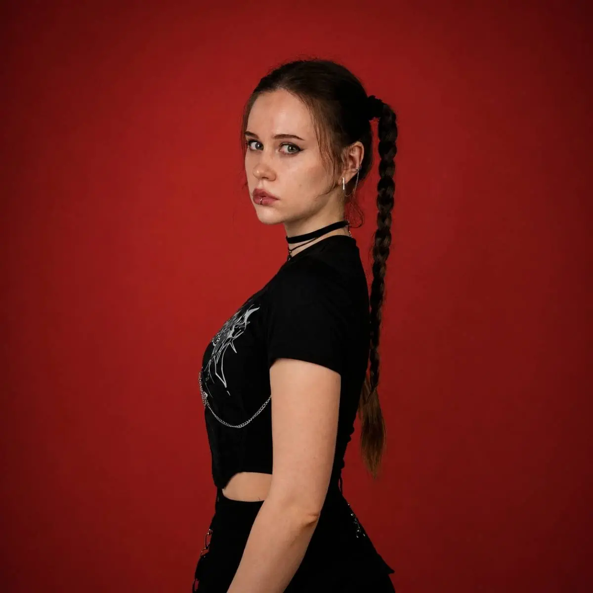 Елена Попова
