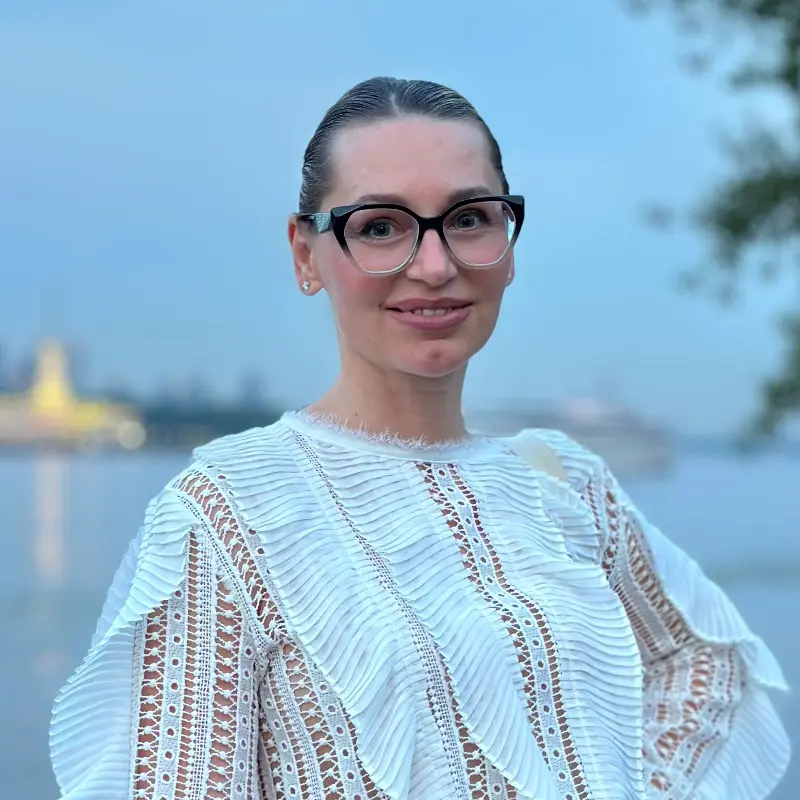 Анна Кулакова
