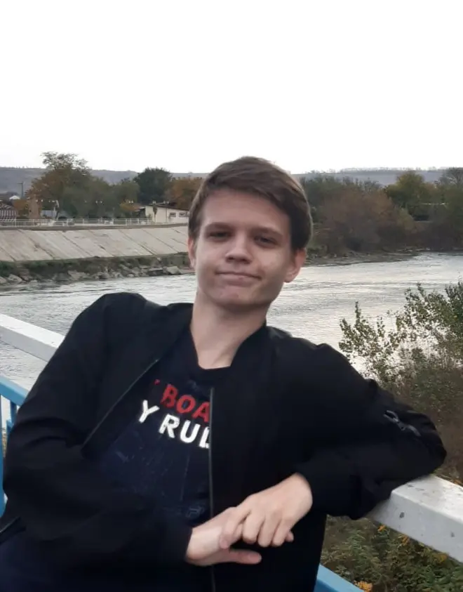 Максим Медведев