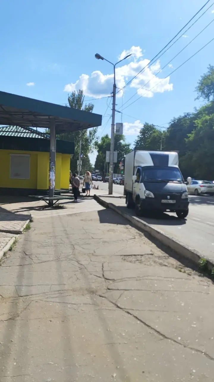 Пробка в Макеевке из за ДТП на Батова | Сетка — социальная сеть от hh.ru
