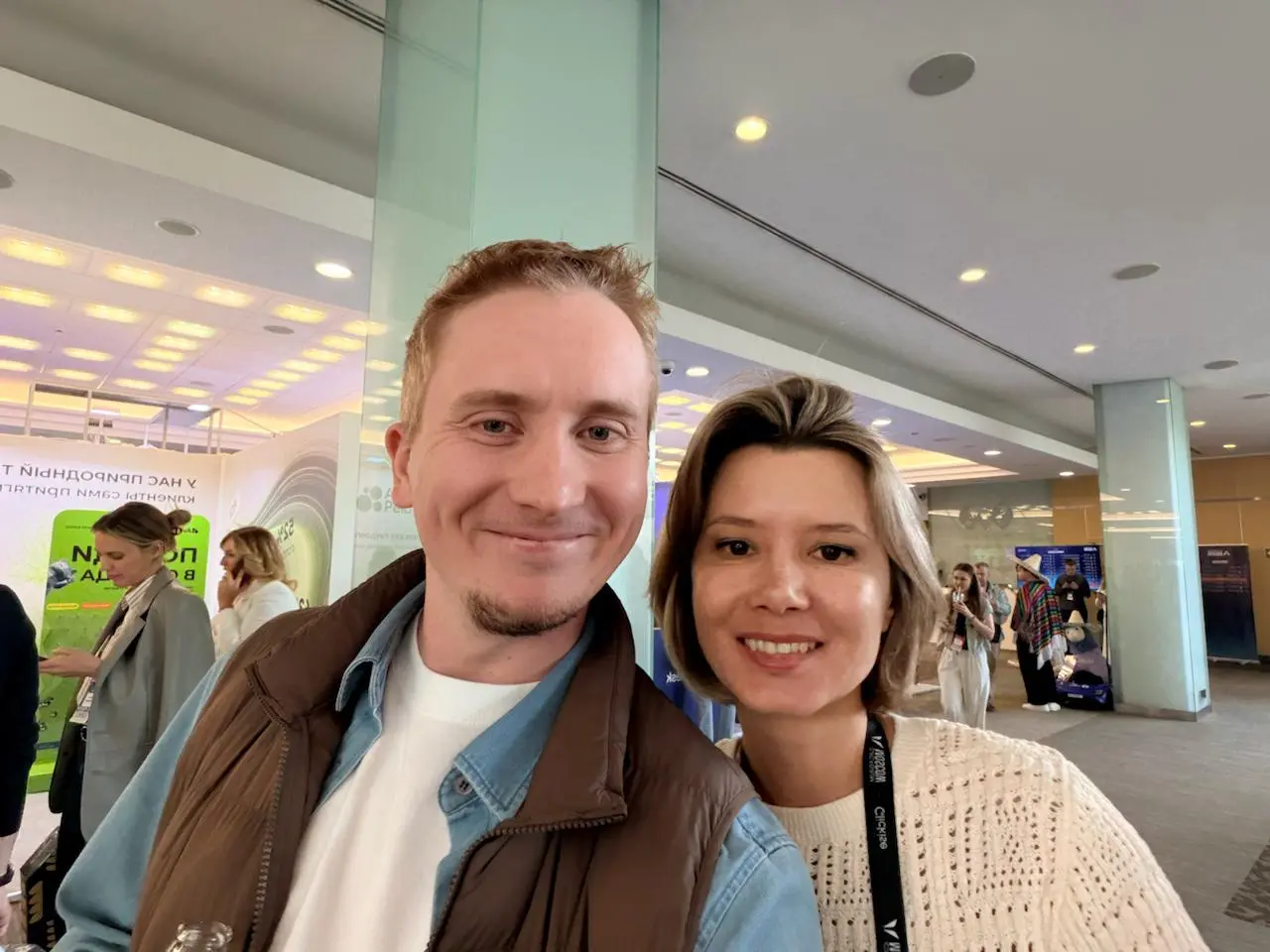 Вчера была на CPC.FORUM (ранее TG CONF).
Было интересно послушать кейсы по лидгену для бизнеса.
Лейтмотивом форума, конечно, был AI и, в частности, Claude | Сетка — социальная сеть от hh.ru