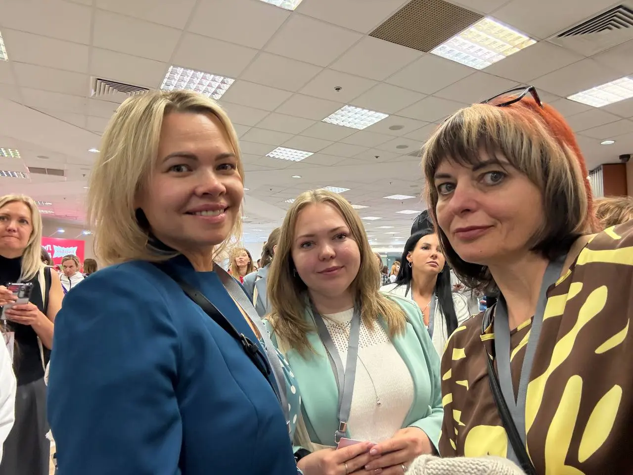 📍 МЕГА БУХЭКСПО 2026
Два дня я провела на крупнейшем профессиональном форуме для бухгалтеров.
Такие мероприятия — это не про «посидеть и послушать» | Сетка — социальная сеть от hh.ru
