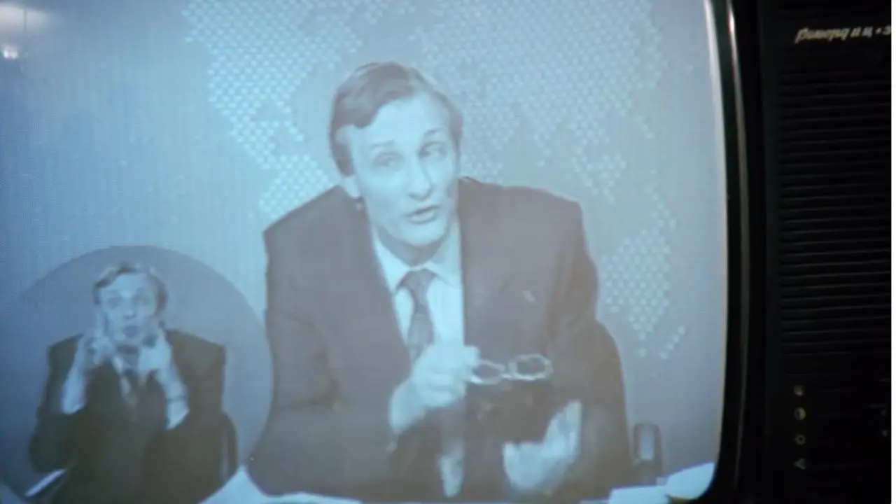 #ML
Как и 60 лет назад, нейронки начали часто сравнивать с мозгом, а у мозга есть психологи (хотя и у нейронов уже появляются исследователи настроений) | Сетка — социальная сеть от hh.ru