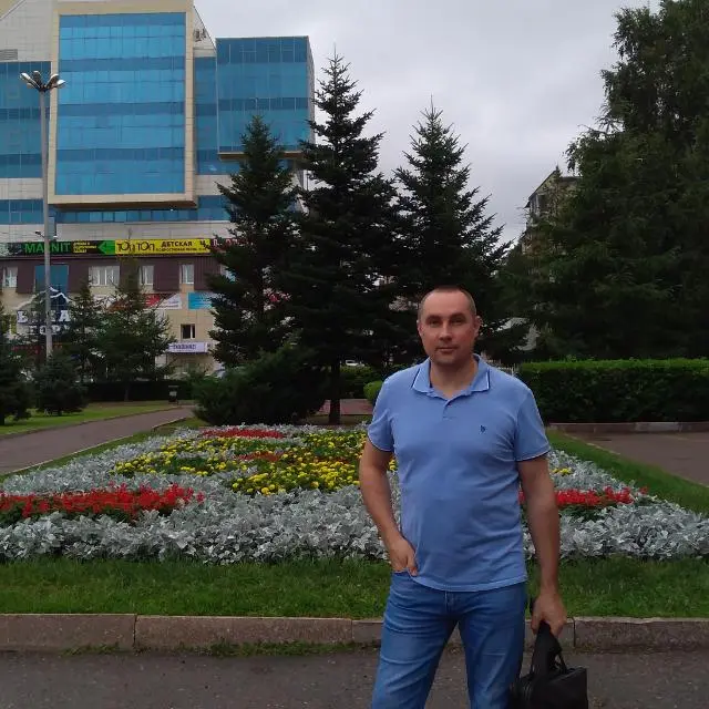 Алексей Борисенко