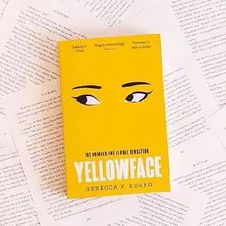 Кажется, я подсела на книжный клуб Риз Уизерспун 📚💛
Удивительно, но каждая книга из её рекомендаций попадает прямо в настроение | Сетка — социальная сеть от hh.ru