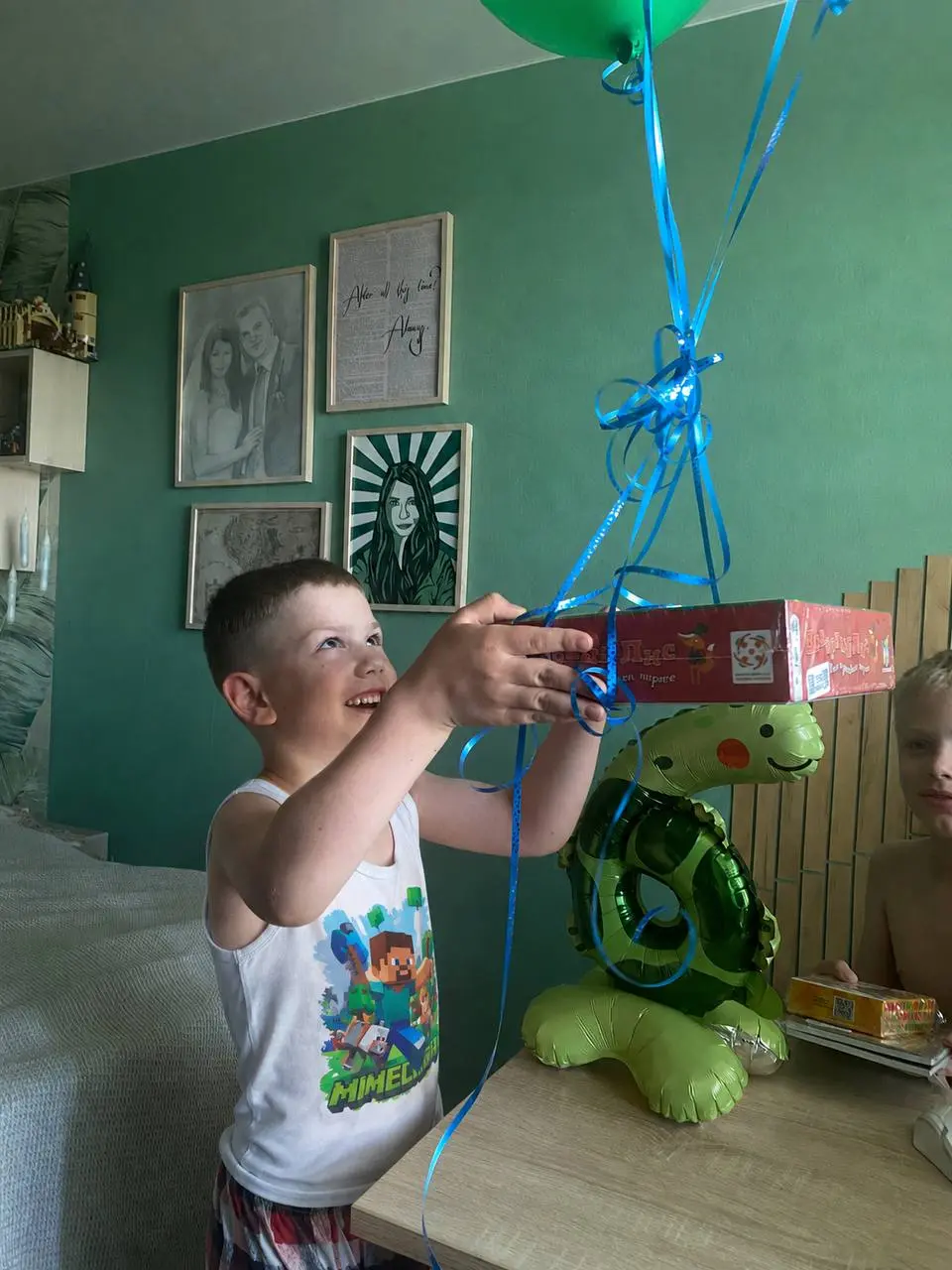 Счастливо жить не запретишь 🦄
Я возвращаюсь с недельного отпуска
За отпуск были крутые результаты по заявкам на фест | Сетка — социальная сеть от hh.ru