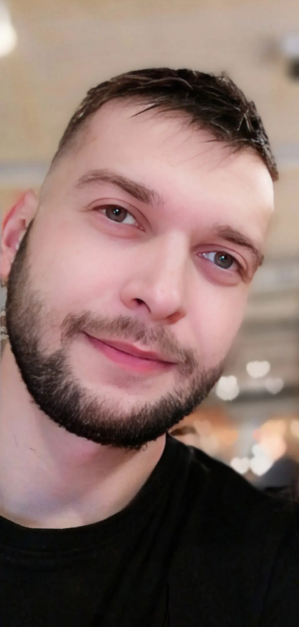Дмитрий Ефремов