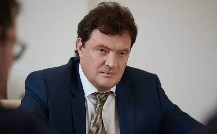 Экс-гендиректора Аэрофлота Полубояринова задержали, пишут Ведомости. По данным издания, дело может быть связано с его работой в ВЭБе с 2009 по 2020 год | Сетка — социальная сеть от hh.ru