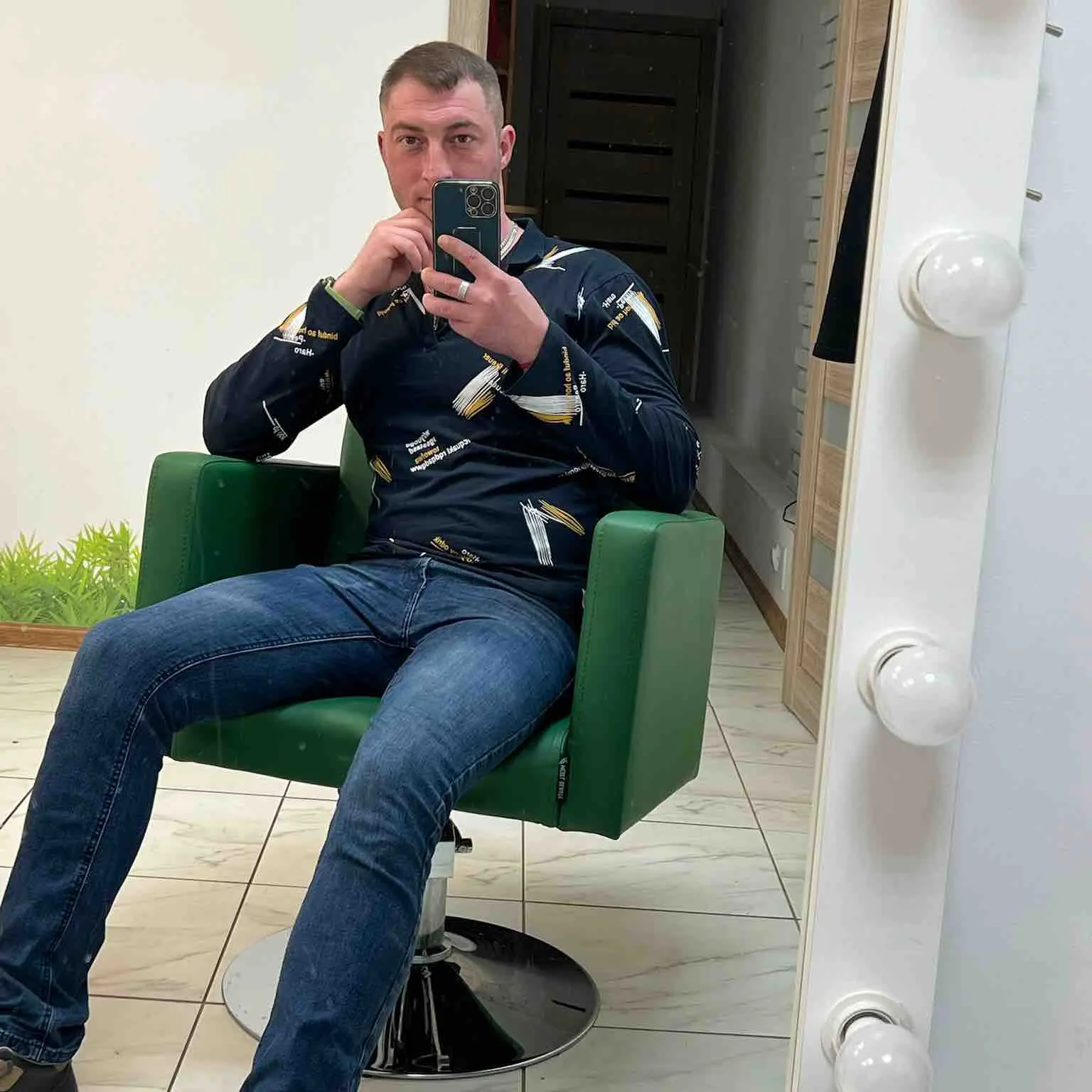 Антон Ахвердов