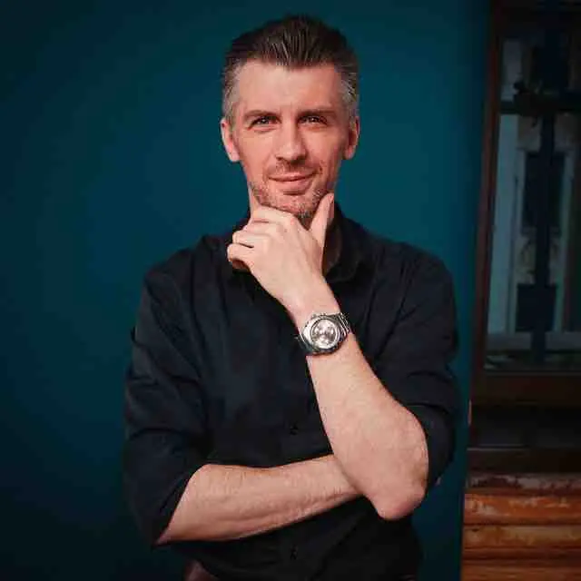 Валерий Сабрам