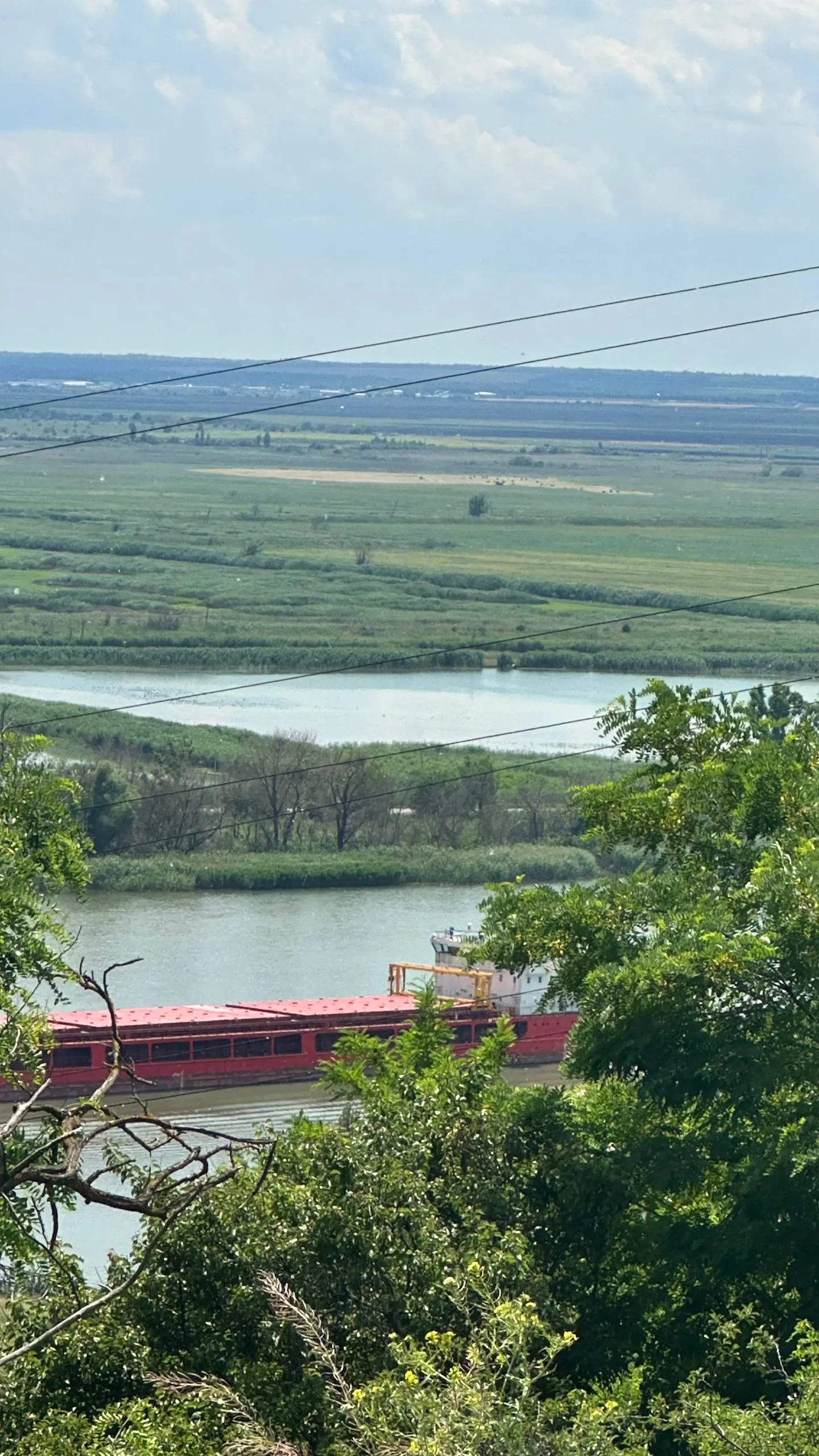 Давно хотела зайти в этот храм, он совсем рядом с домом, но все как то не складывалось.
Сегодня наконец зашла - Храм Святых Жен
Мироносиц, Ростов-на-Дону.
Тихо, уютно, спокойно. Легко на душе | Сетка — социальная сеть от hh.ru