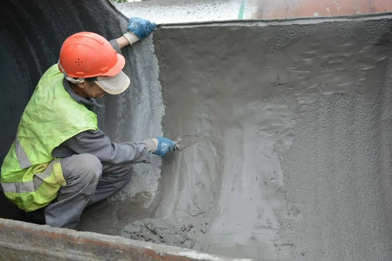 Омский водоканал санирует магистральный водовод
Специалисты омского водоканала проводят санацию одного из трёх важнейших трубопроводов. Магистральный водовод, построенный в 1972 году, изношен | Сетка — социальная сеть от hh.ru