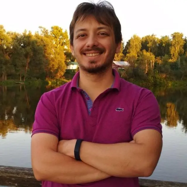 Михаил Яшков