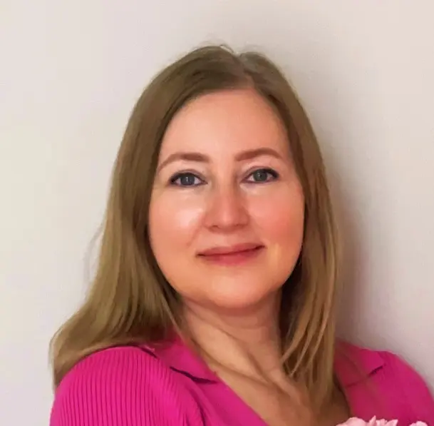 Елена Исакова