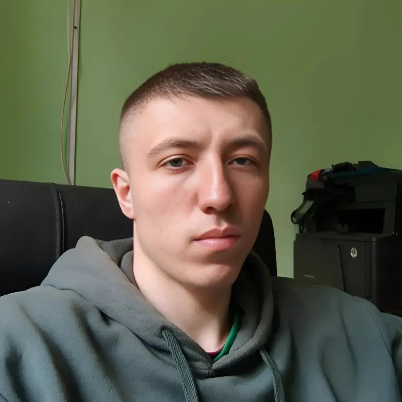 Денис Чуриков