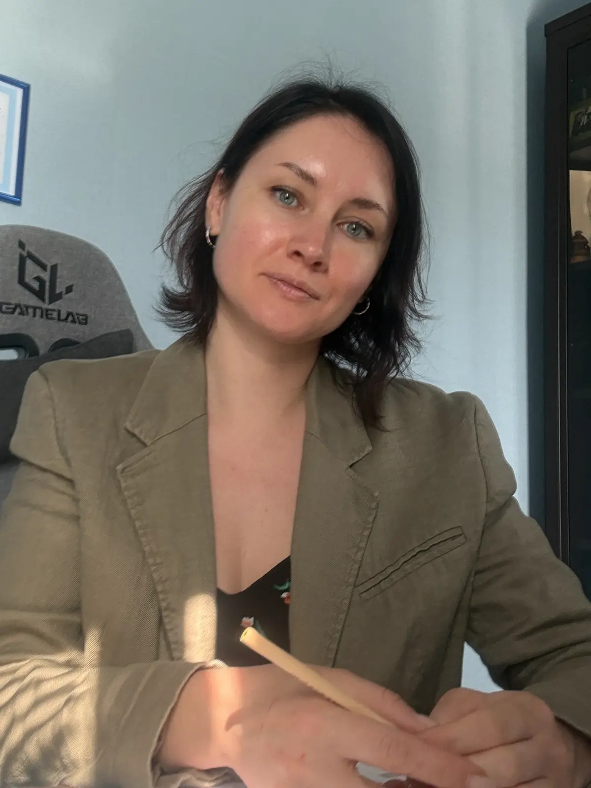 Спасибо за молчаливый интерес 🤗
Но я знаю, что кому-то точно будет интересно.
Предлагаю вам поучаствовать в трансформационной игре онлайн | Сетка — социальная сеть от hh.ru