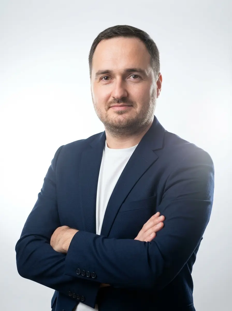 Евгений Слесарев