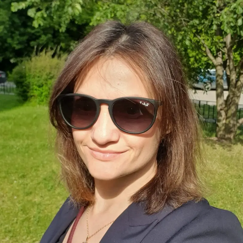 Елена Колесникова