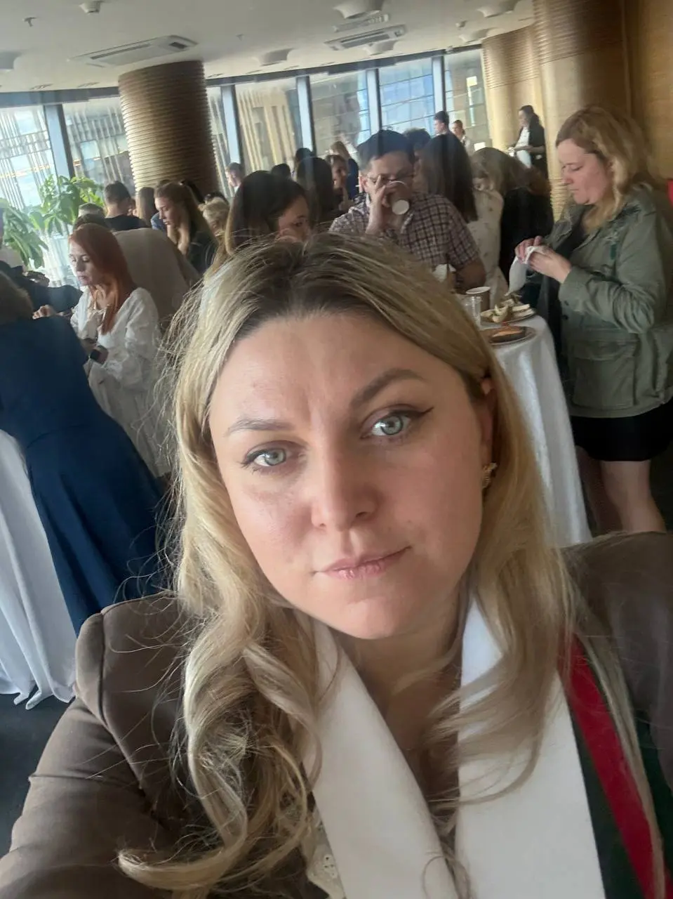 Вчера выступила в Санкт-Петербурге! ❤️
Мероприятие прошло при поддержке Банка «Санкт-Петербург», а также застройщиков Брусника и DOGMA | Сетка — социальная сеть от hh.ru