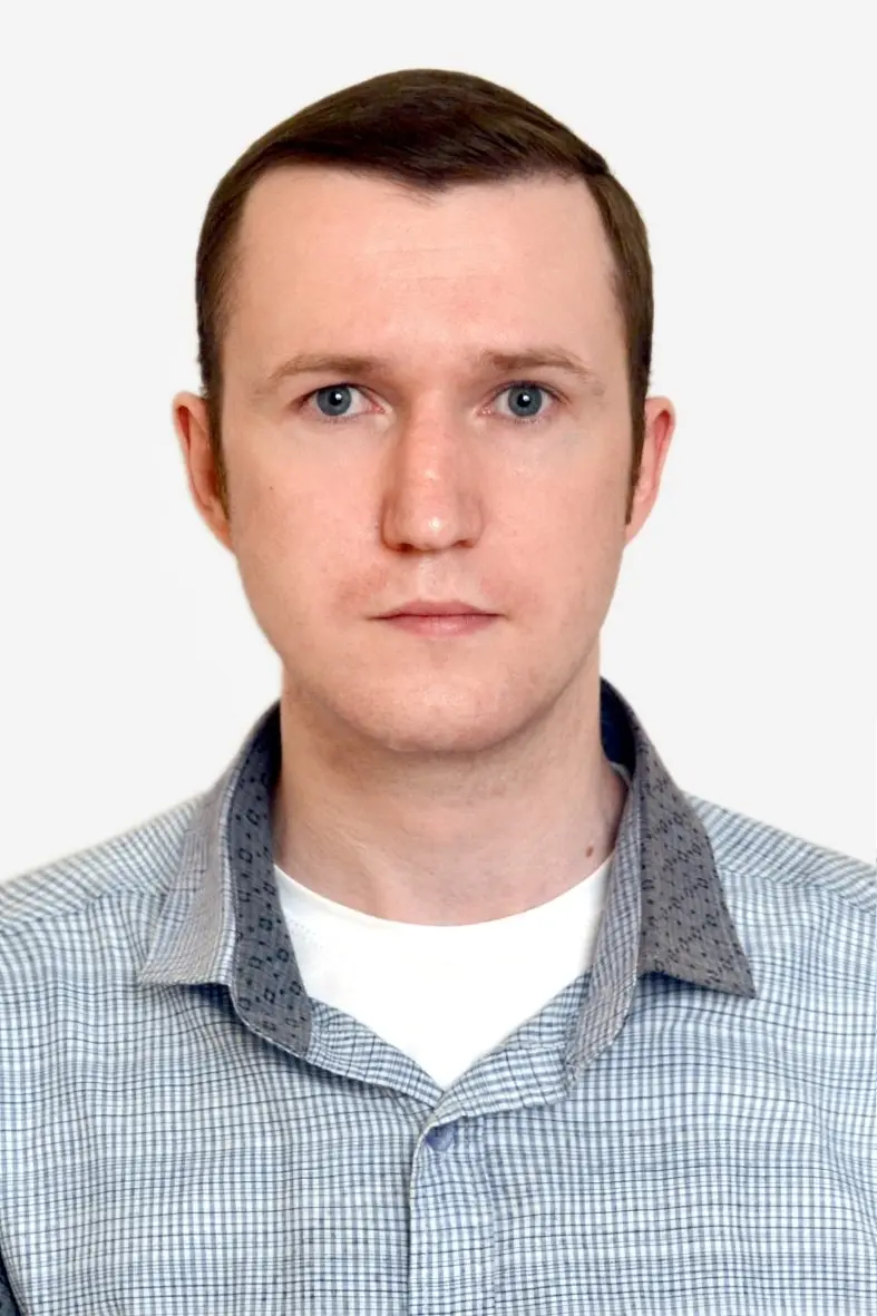 Денис Мельников