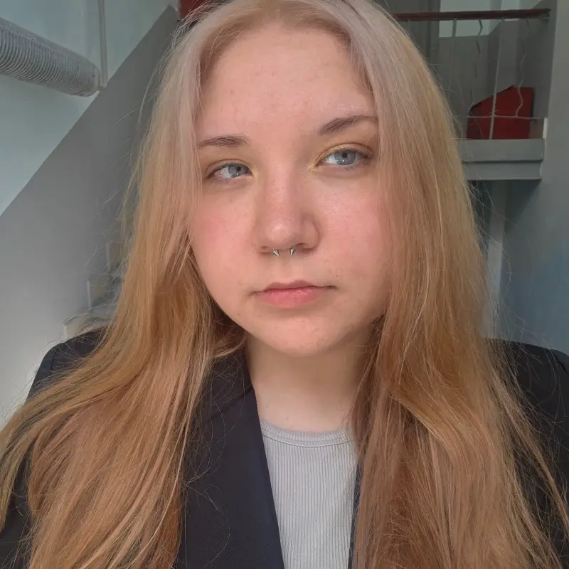 Анна Домолазова