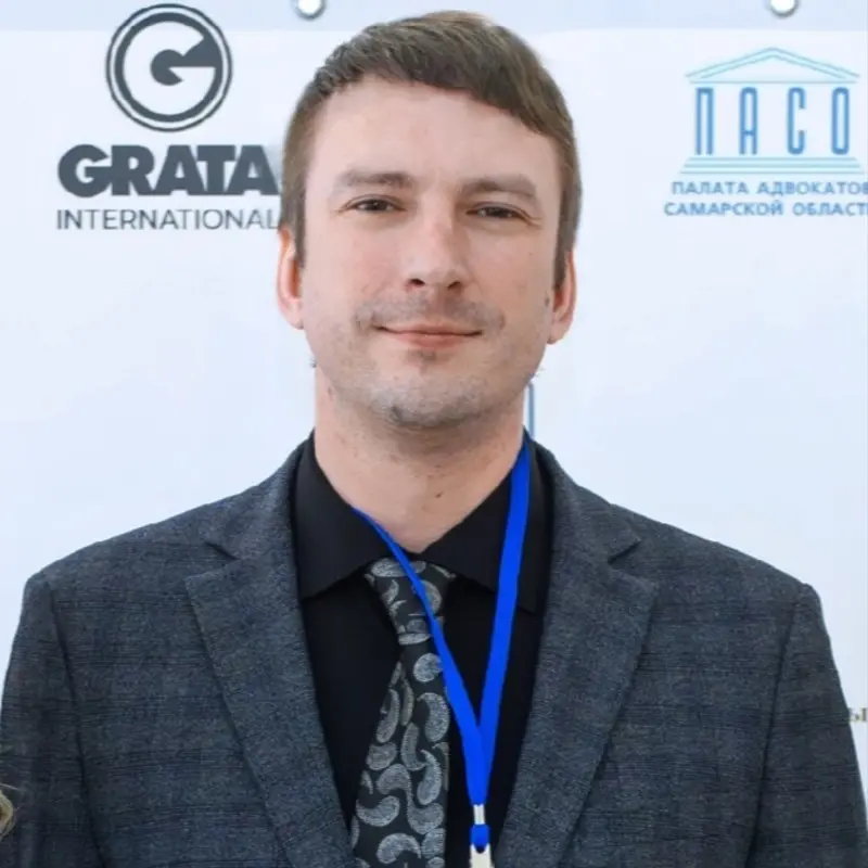 Михаил Рыбаков