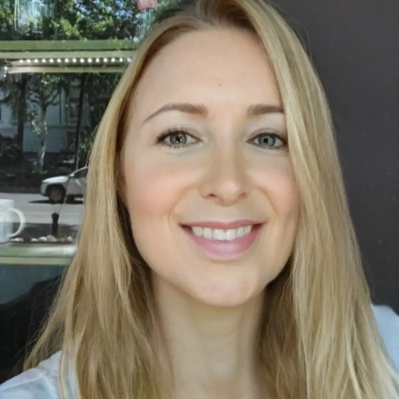 Елена Конверс
