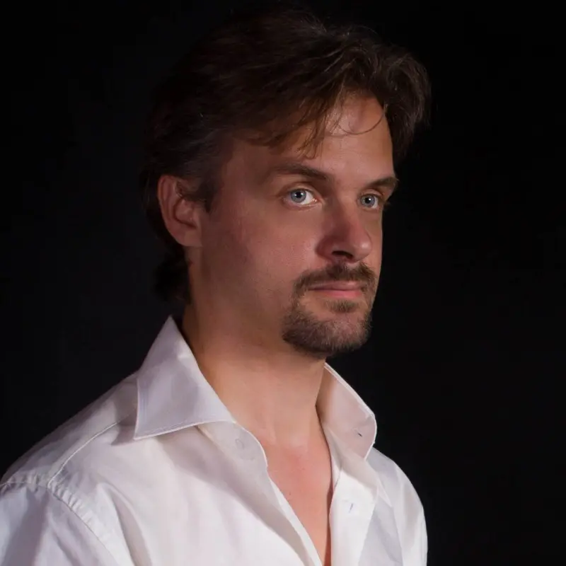 Евгений Поплавский