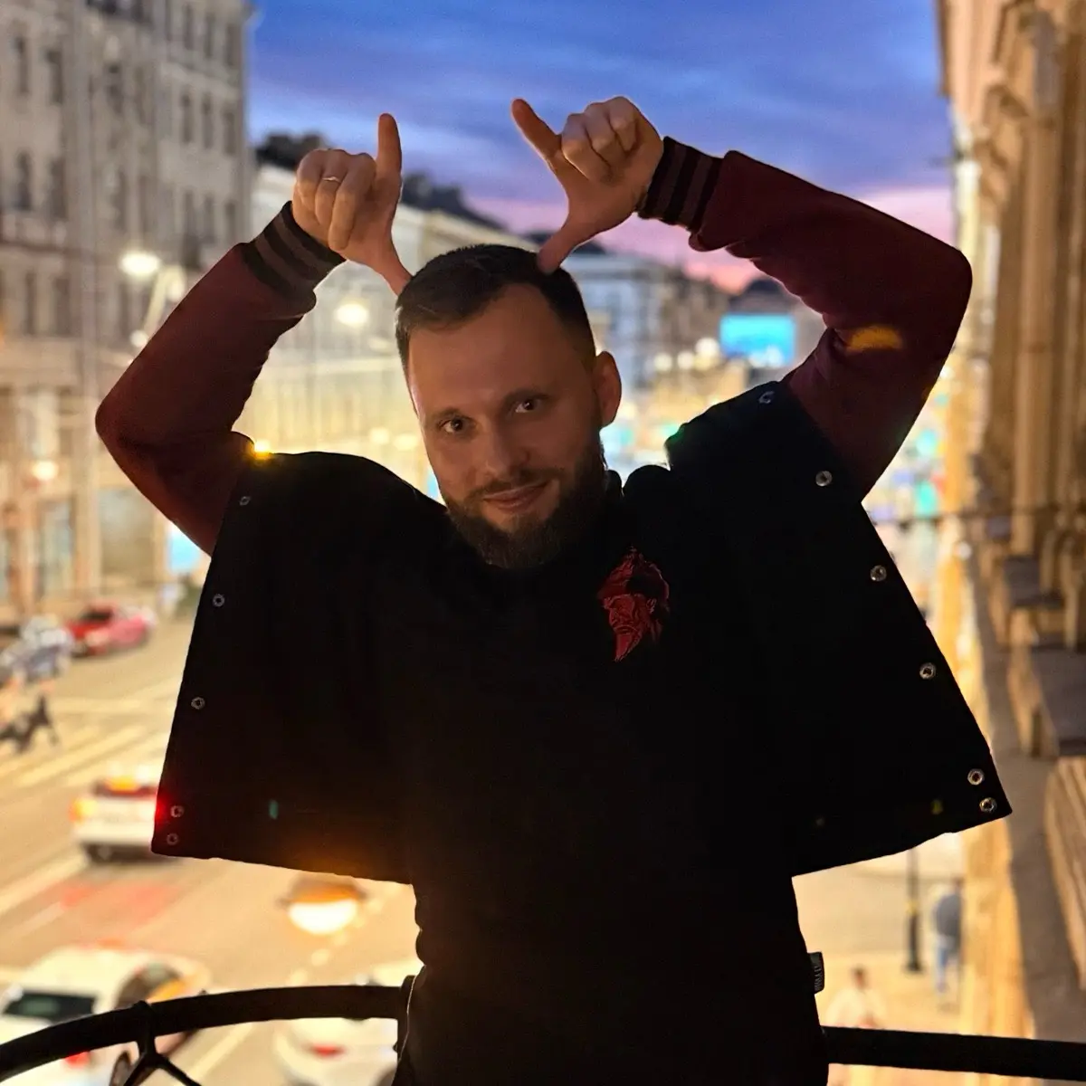 Александр Доведин